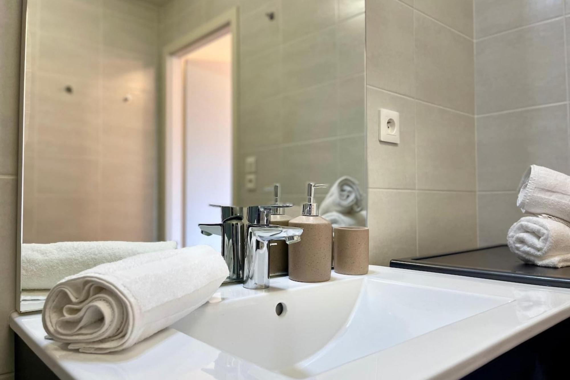 Cosy-Rent Appartement De Standingparking Neudorf Strasbourg Exterior photo